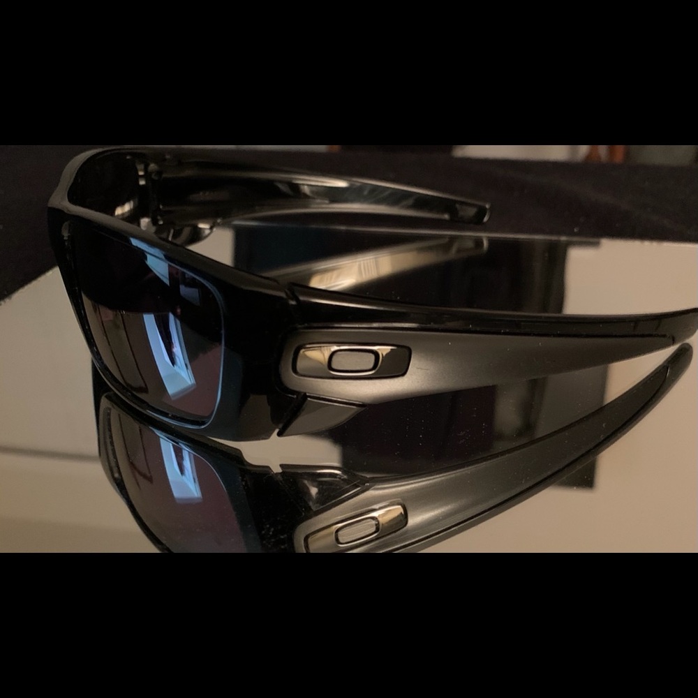 Oakley Fuel Cell shades